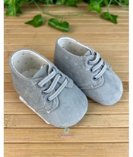 Bota Pisacacas Gris