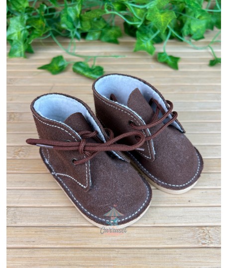 Bota Pisacacas Marrón
